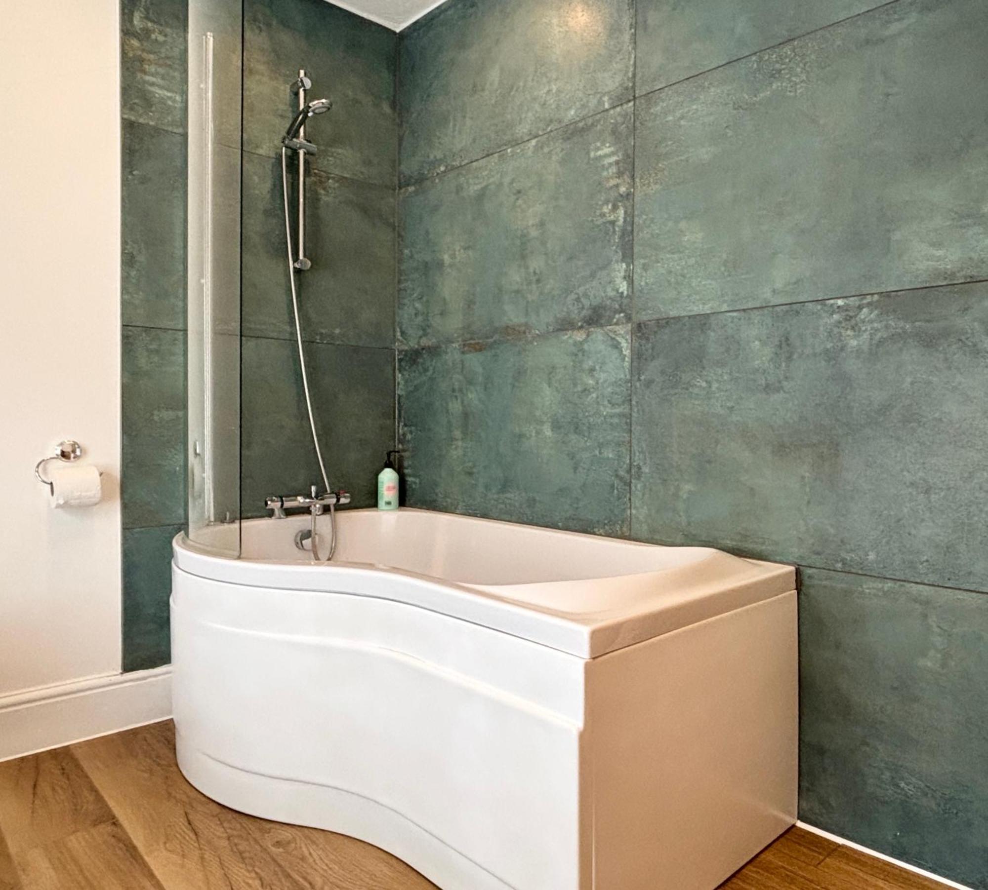 Spacious Home Near Seafront & Train Station 5 Bed Sleeps 10- Central 彭赞斯 外观 照片